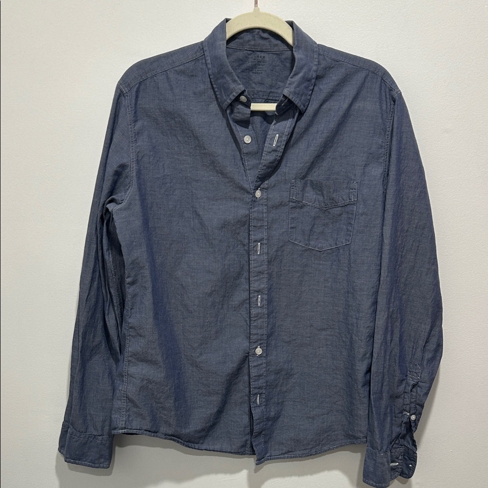 Men's Casual Button-Down Shirt in Navy Blue